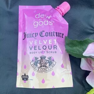 Juicy Couture Collagen Velour Body Scrub full size